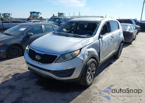 2015 Kia Sportage Lx z USA, uszkodzony, nr VIN KNDPB3AC8F7683648